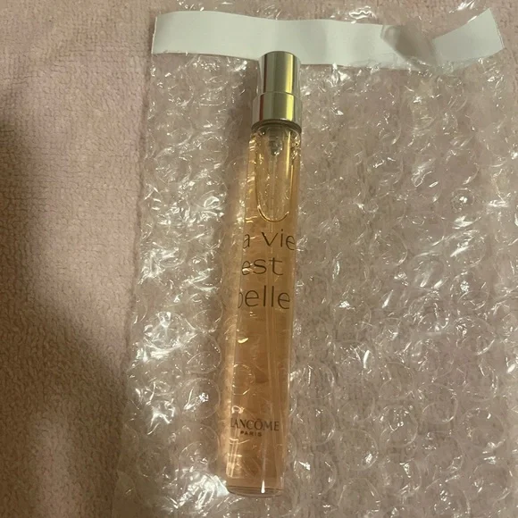 La Vie Est Belle Perfume - Elegant Gold - Picture 1 of 3